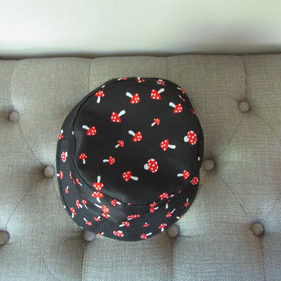 Mushroom Reversible Bucket Hat - Picture 3 of 8